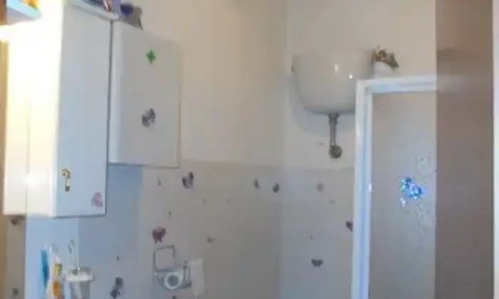 Rexer-Vignanello-Appartamento-in-vendita-in-via-Don-Aniceto-Bracci-BAGNO