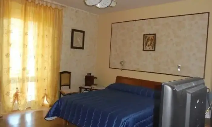 Rexer-Vignanello-Appartamento-in-vendita-in-via-Don-Aniceto-Bracci-CAMERA-DA-LETTO