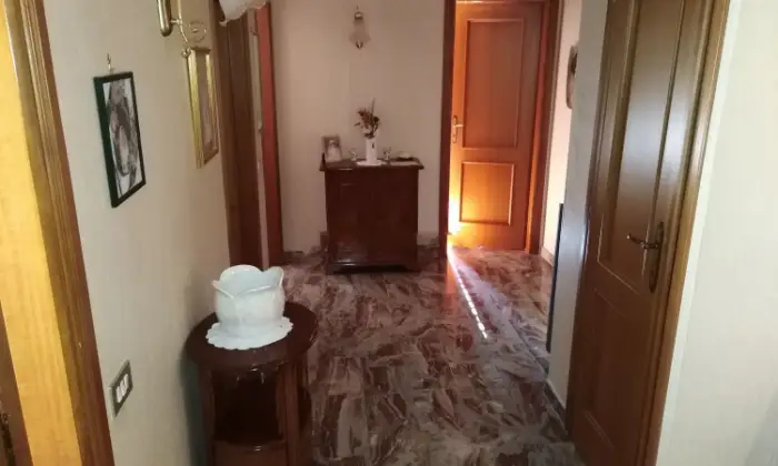 Rexer-Sambuci-Vendesi-Quadrilocale-in-sambuci-Romavia-delle-vigne-CUCINA