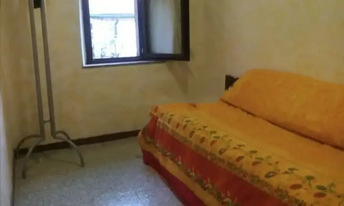 Rexer-Radicofani-Bilocale-in-affitto-in-via-Renato-Magi-SALONE