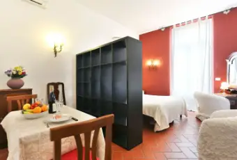 Rexer-Firenze-Bilocale-in-affitto-Borgo-Ognissanti-SALONE