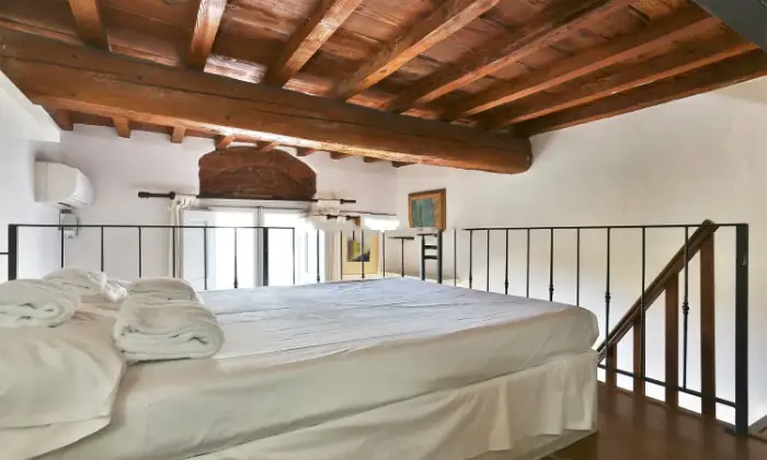 Rexer-Firenze-Bilocale-in-affitto-Borgo-Ognissanti-CAMERA-DA-LETTO