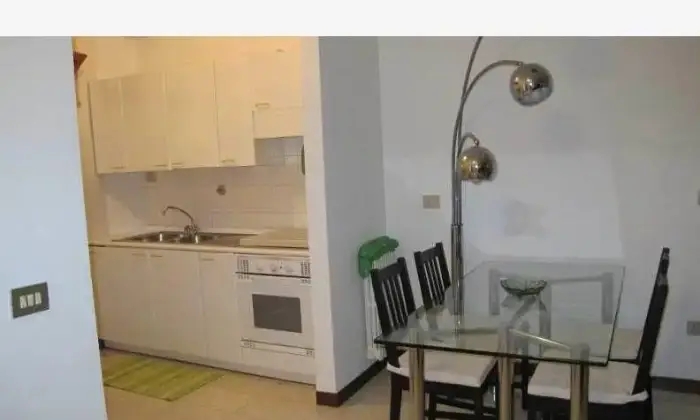 Rexer-Roma-Appartamento-SALONE-E-CUCINA