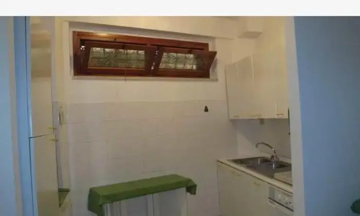 Rexer-Roma-Appartamento-SALONE-E-CUCINA