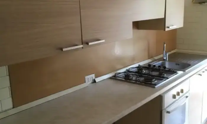 Rexer-Cremona-Ampio-bilocale-centralissimo-Cremona-CUCINA