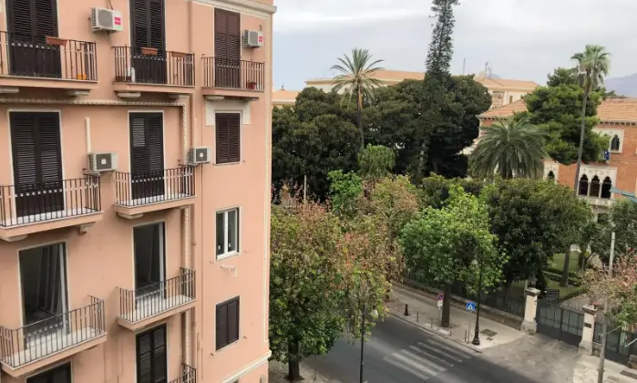 Rexer-Palermo-Splendido-monovano-corredato-in-via-cavour-ALTRO