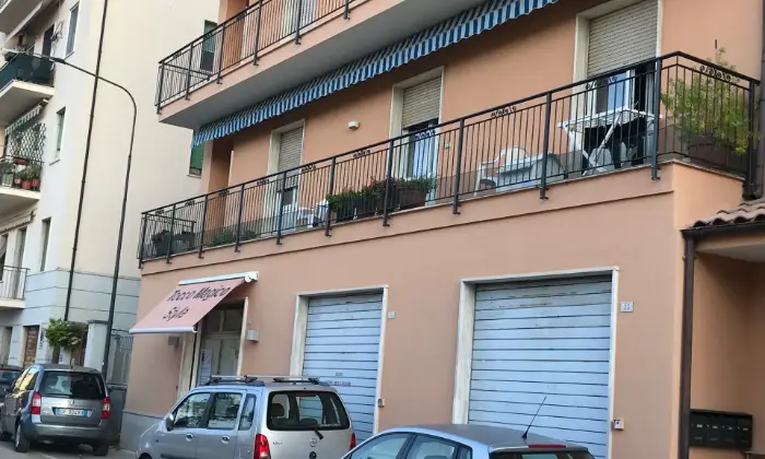 Rexer-Fermo-Affitto-Stanze-per-Studenti-SALONE