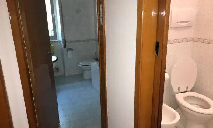 Rexer-Fermo-Affitto-Stanze-per-Studenti-SALONE