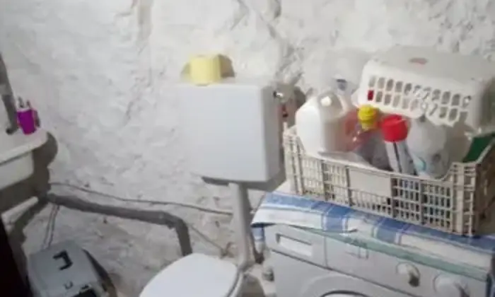 Rexer-Capistrello-Appartamento-ingresso-indipendente-in-vendita-BAGNO