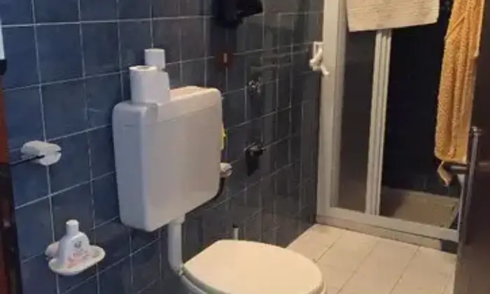Rexer-Valleve-Bilocale-arredato-in-affito-BAGNO