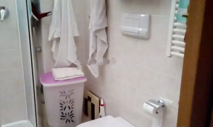 Rexer-Ortona-Casa-indipendente-in-AFFITTO-CON-RISCATTO-in-via-Macinini-BAGNO