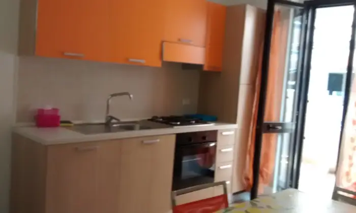 Rexer-Vasto-Bilocale-in-affito-CUCINA