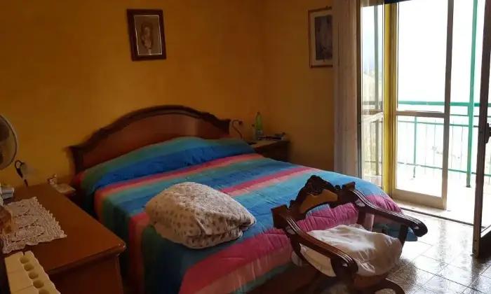 Rexer-Casalincontrada-Affitto-con-riscatto-CAMERA-DA-LETTO