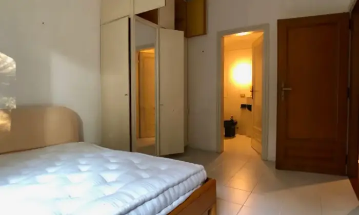Rexer-Roma-Affittasi-villa-in-via-della-Mendola-CAMERA-DA-LETTO