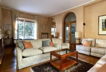 Rexer-Roma-Affittasi-villa-in-via-della-Mendola-ALTRO