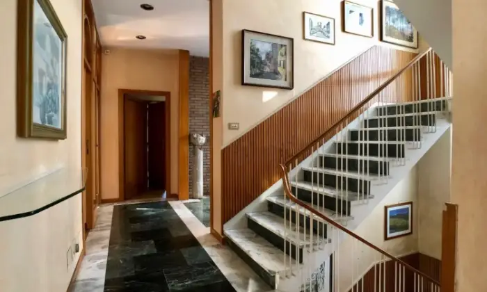 Rexer-Roma-Affittasi-villa-in-via-della-Mendola-ALTRO