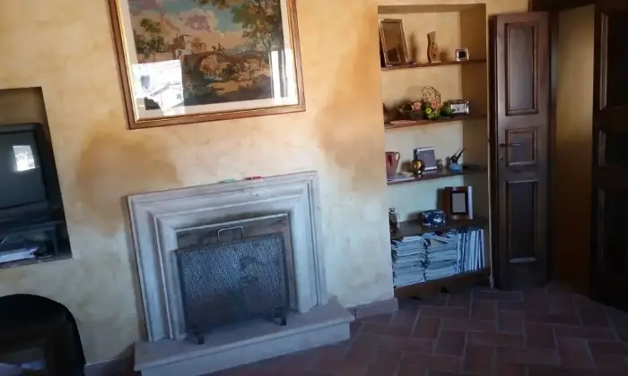 Rexer-Carpineto-Romano-Appartamento-in-vendita-Centro-storico-CUCINA