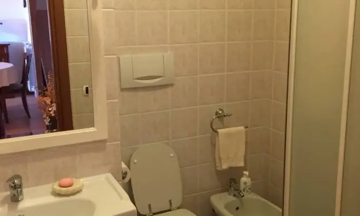 Rexer-Trevignano-Romano-Trilocale-in-affito-BAGNO