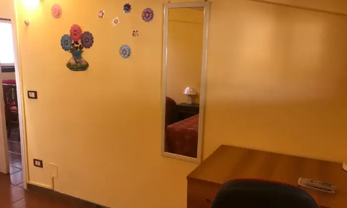 Rexer-Cosenza-Posti-letto-per-ragazze-al-centro-di-Cosenza-CAMERA-DA-LETTO