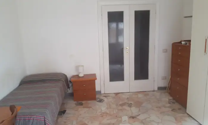 Rexer-Roma-Stanza-Singola-per-studenti-universitari-CAMERA-DA-LETTO