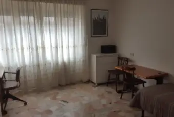Rexer-Roma-Stanza-Singola-per-studenti-universitari-CAMERA-DA-LETTO