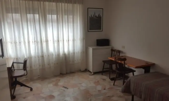 Rexer-Roma-Stanza-Singola-per-studenti-universitari-CAMERA-DA-LETTO
