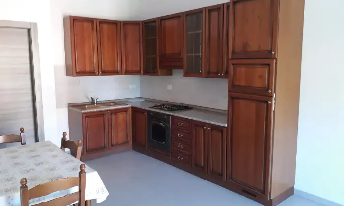 Rexer-Montafia-Alloggi-NUOVI-in-centro-CUCINA