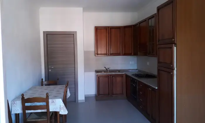 Rexer-Montafia-Alloggi-NUOVI-in-centro-CUCINA