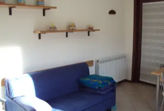 Rexer-Borno-OTTIMA-VISTA-CARINISSIMO-TRILOCALE-ARREDATO-SALONE