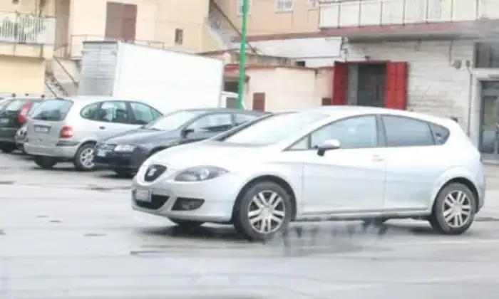 Rexer-Napoli-Due-locali-commerciali-mq-adiacenti-in-affitto-ALTRO