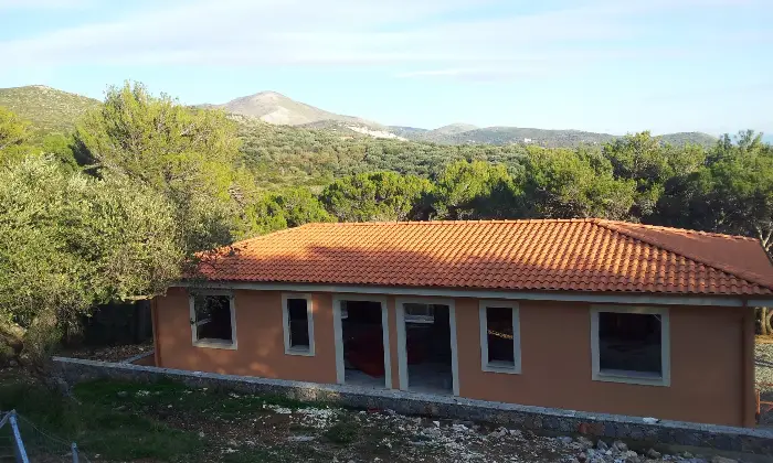 Rexer-Camerota-Villa-Panoramica-al-Grezzo-con-Parco-di-mq-Espandibile-a-mq-NEL-CUORE-DEL-CILENTO-Esterno
