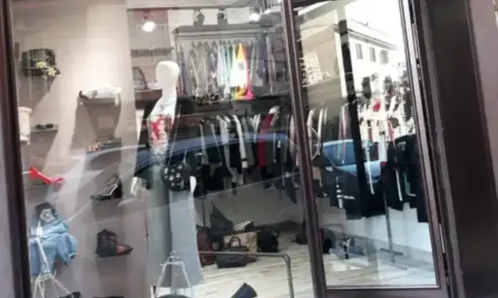 Rexer-Napoli-LOCALI-COMMERCIALI-IN-AFFITO-ALTRO