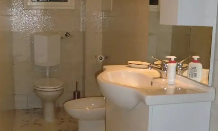 Rexer-Firenze-AFFITTO-CON-RISCATTOAppartamento-via-Antonio-Pacinotti-Firenze-BAGNO
