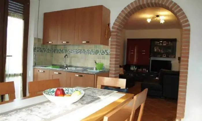 Rexer-La-Spezia-Appartamento-al-primo-ed-ultimo-piano-CUCINA