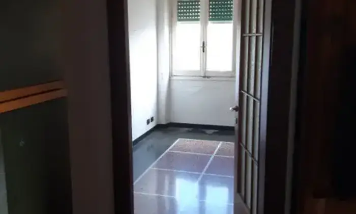 Rexer-Genova-Stanza-in-un-appartamento-in-affito-ALTRO