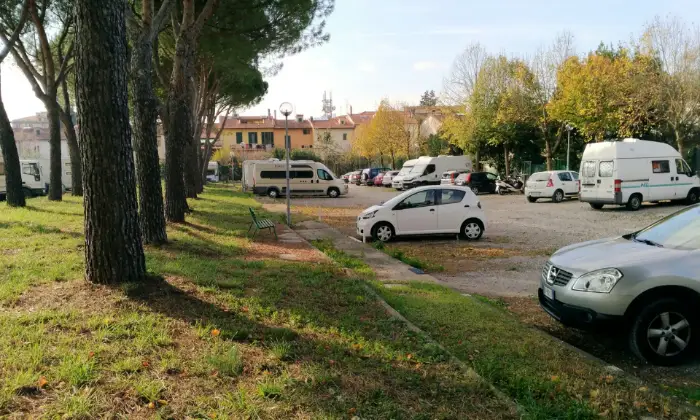 Rexer-Firenze-Ampio-posto-autocamperautocarro-SALONE