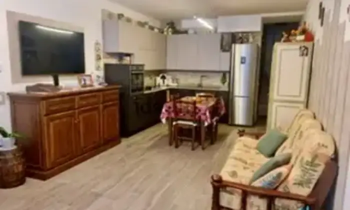 Rexer-Colle-di-Val-dElsa-Vendesi-terratetto-nuovo-No-Condominio-ammobiliato-Salone