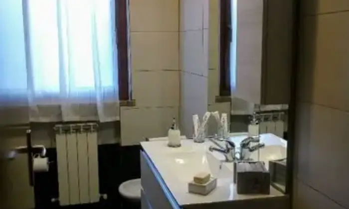 Rexer-Altopascio-Affitto-a-riscatto-quadrilocale-in-Via-Siena-a-Altopascio-BAGNO