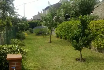 Rexer-Loro-Ciuffenna-appartamenti-in-vendita-GIARDINO
