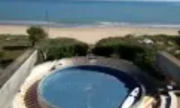 Rexer-Vasto-Casa-sulla-spiaggia-PISCINA
