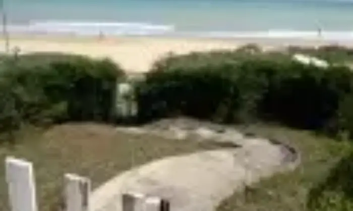Rexer-Vasto-Casa-sulla-spiaggia-GIARDINO