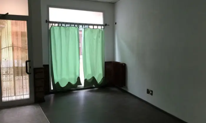 Rexer-Beinette-Locale-in-affitto-in-via-XXIV-Maggio-ALTRO