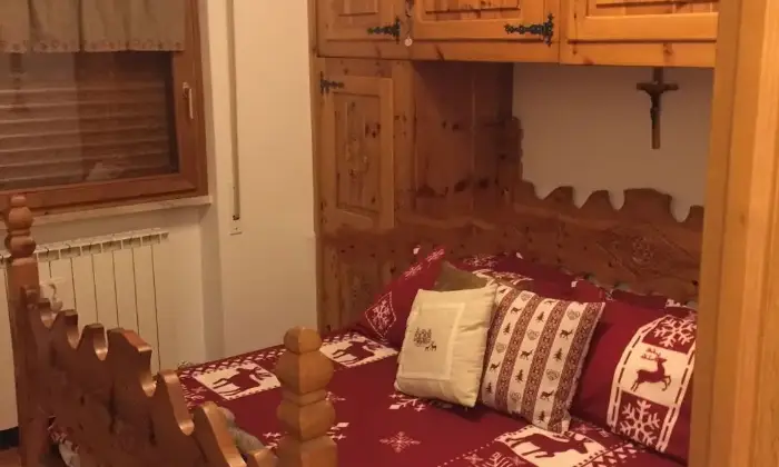 Rexer-Sanfront-AFFITTO-CON-RISCATTOAppartamento-su-due-piani-in-via-Monviso-CAMERA-DA-LETTO