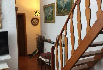 Rexer-Sanfront-AFFITTO-CON-RISCATTOAppartamento-su-due-piani-in-via-Monviso-SALONE