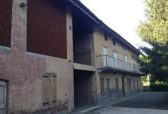 Rexer-Gabiano-AFFITTO-CON-RISCATTOCasale-tipico-piemontese-con-terreno-ALTRO