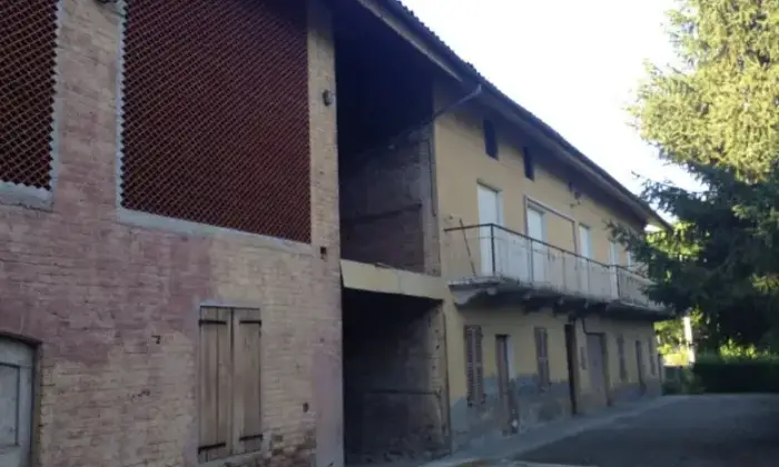 Rexer-Gabiano-AFFITTO-CON-RISCATTOCasale-tipico-piemontese-con-terreno-ALTRO