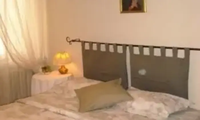 Rexer-Monterosso-Grana-Affittasi-Bilocale-in-via-Mistral-a-Monterosso-Grana-CAMERA-DA-LETTO