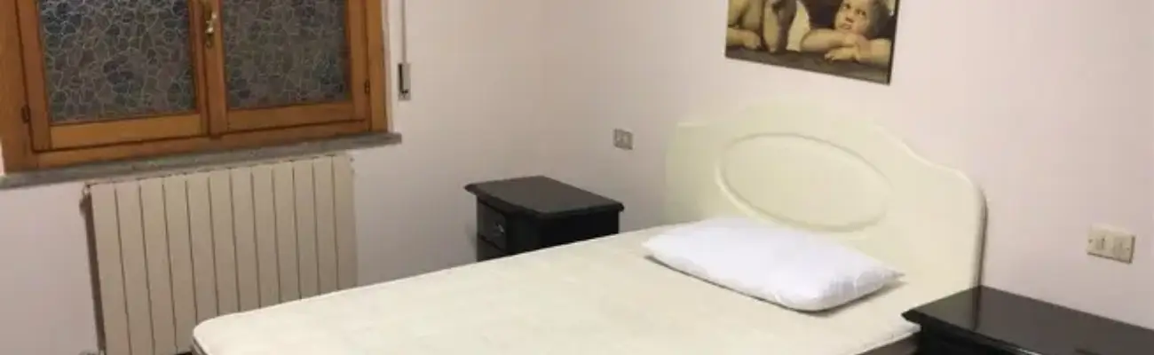 Rexer-Perugia-Stanza-in-affitto-a-via-Cilea-CAMERA-DA-LETTO