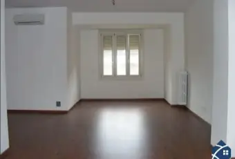 Rexer-Pinerolo-Ufficio-completamente-ristrutturato-SALONE