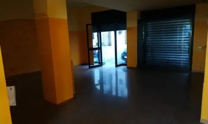 Rexer-Montegiorgio-Locale-commerciale-Corso-Italia-Montegiorgio-ALTRO
